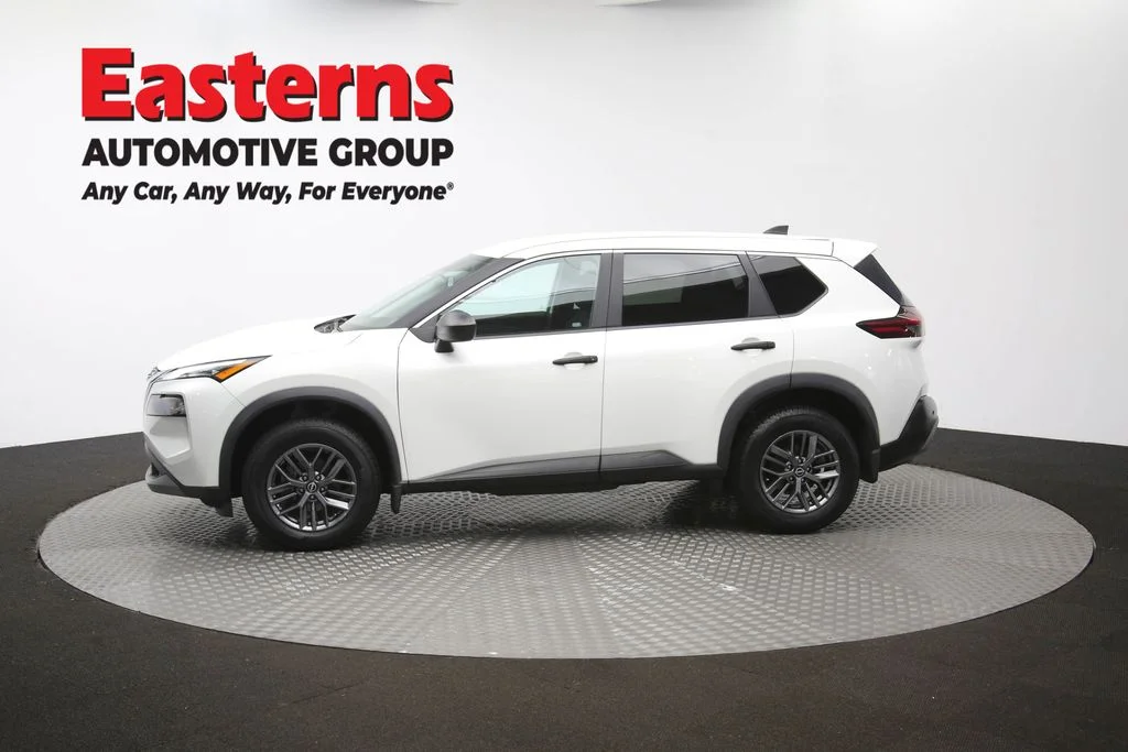 Used 2023 White Nissan S image 54