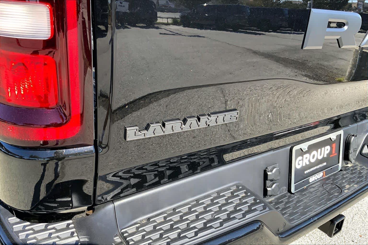 New 2027 Diamond Black Crystal Pearl-Coat Exterior Paint RAM Laramie image 14