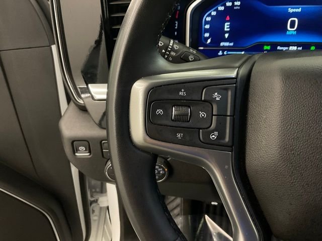 Used 2025 White Chevrolet LT image 12