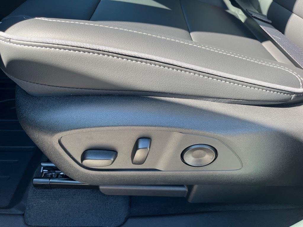 2026 Chevrolet Silverado EV LT - Photo 25