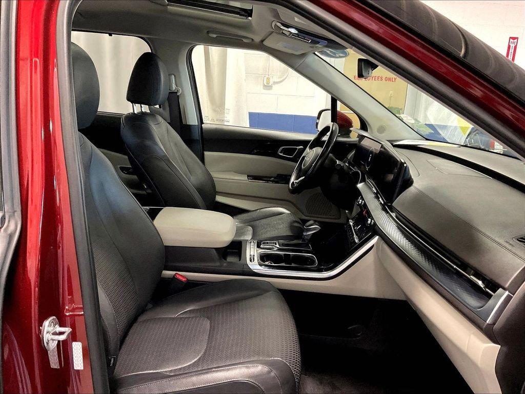Used 2023 Red Kia SX Prestige image 11