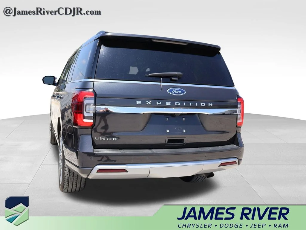 Used 2024 Gray Ford Limited image 16