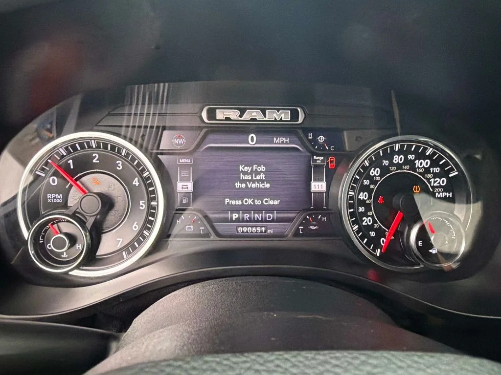 Used 2019 Silver Ram Big Horn/Lone Star image 29