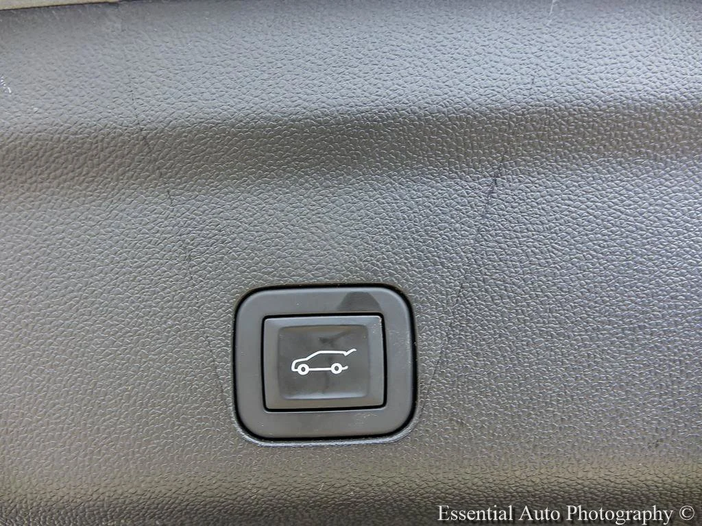 Used 2026 Sterling Metallic GMC Denali image 28