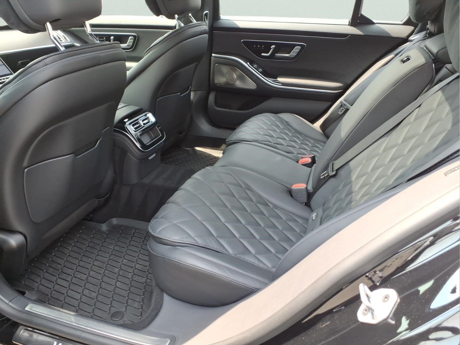 Certified Used 2023 Black Mercedes-Benz S 580 4MATIC® Sedan image 24