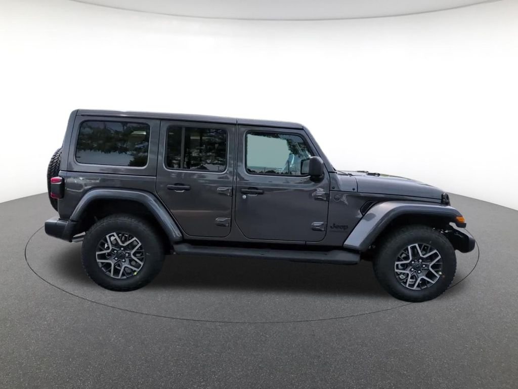 New 2026 Granite Crystal Metallic Clear-Coat Exterior Paint Jeep Sahara image 5