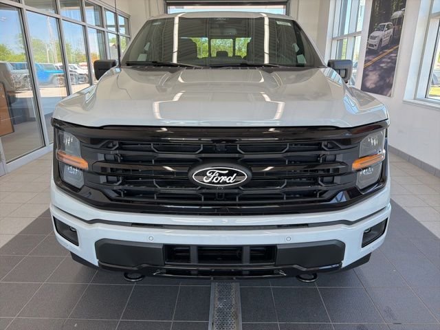 New 2026 Avalanche Ford XLT image 2