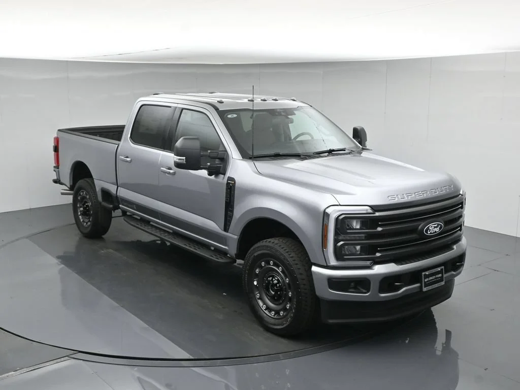 New 2027 Iconic Silver Metallic Ford XLT image 41