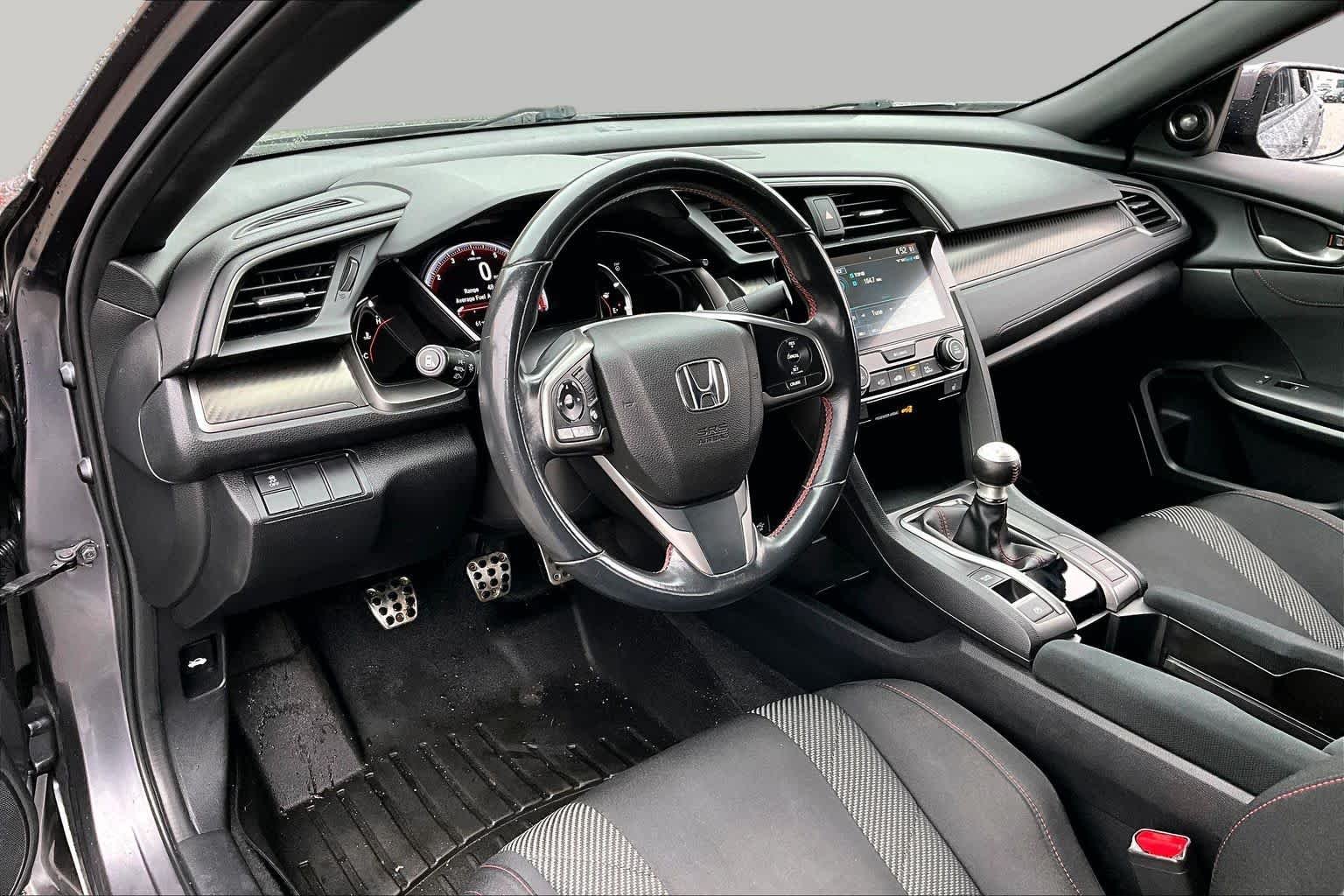 Used 2018 Modern Steel Metallic Honda  image 18