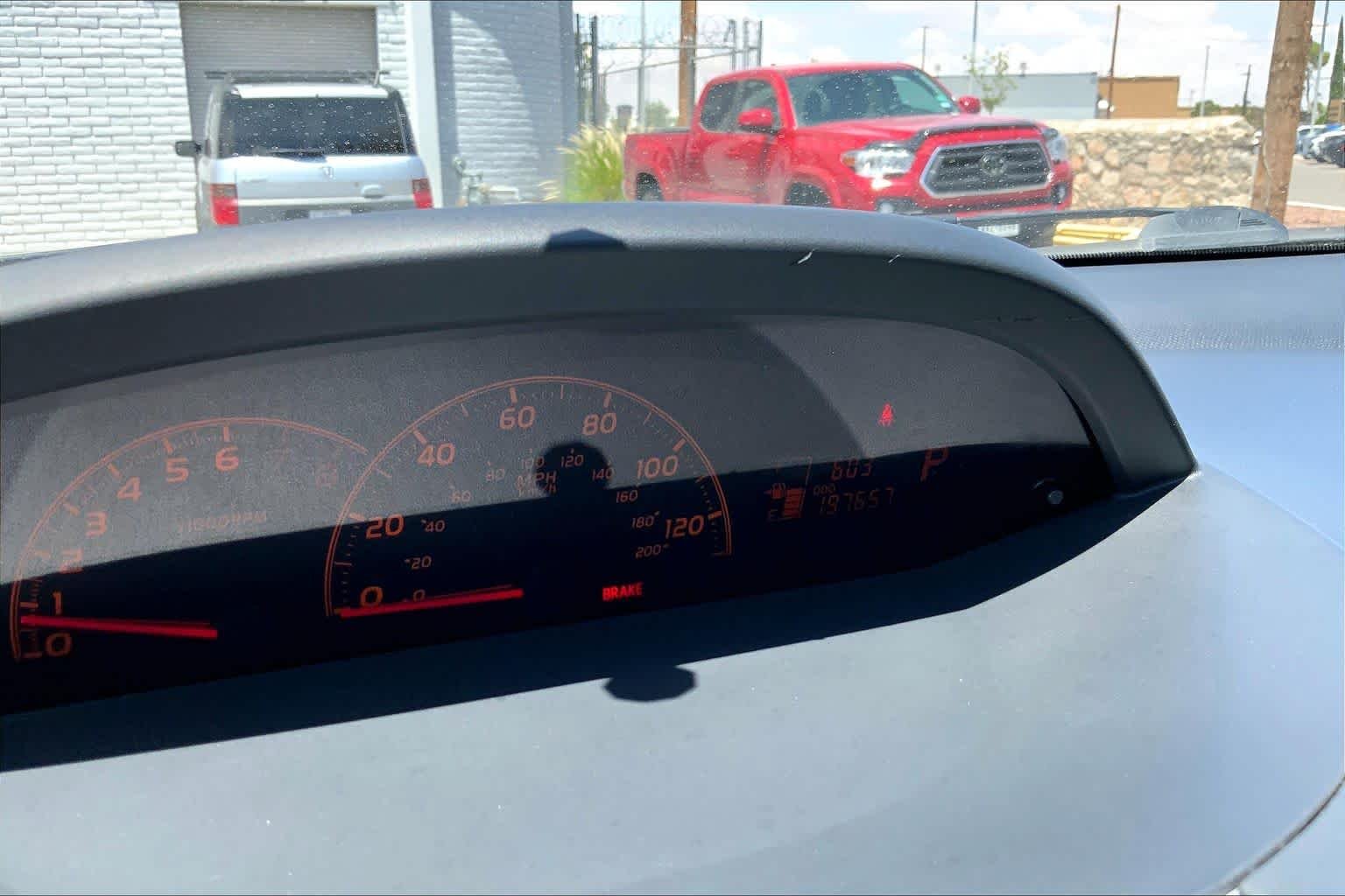 Used 2008 Polar White Toyota S image 19