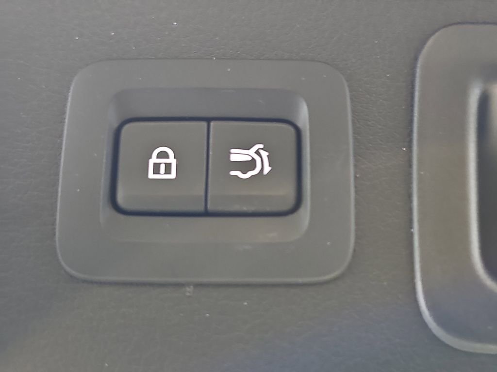 Used 2025 Silver Mazda Premium Plus image 16
