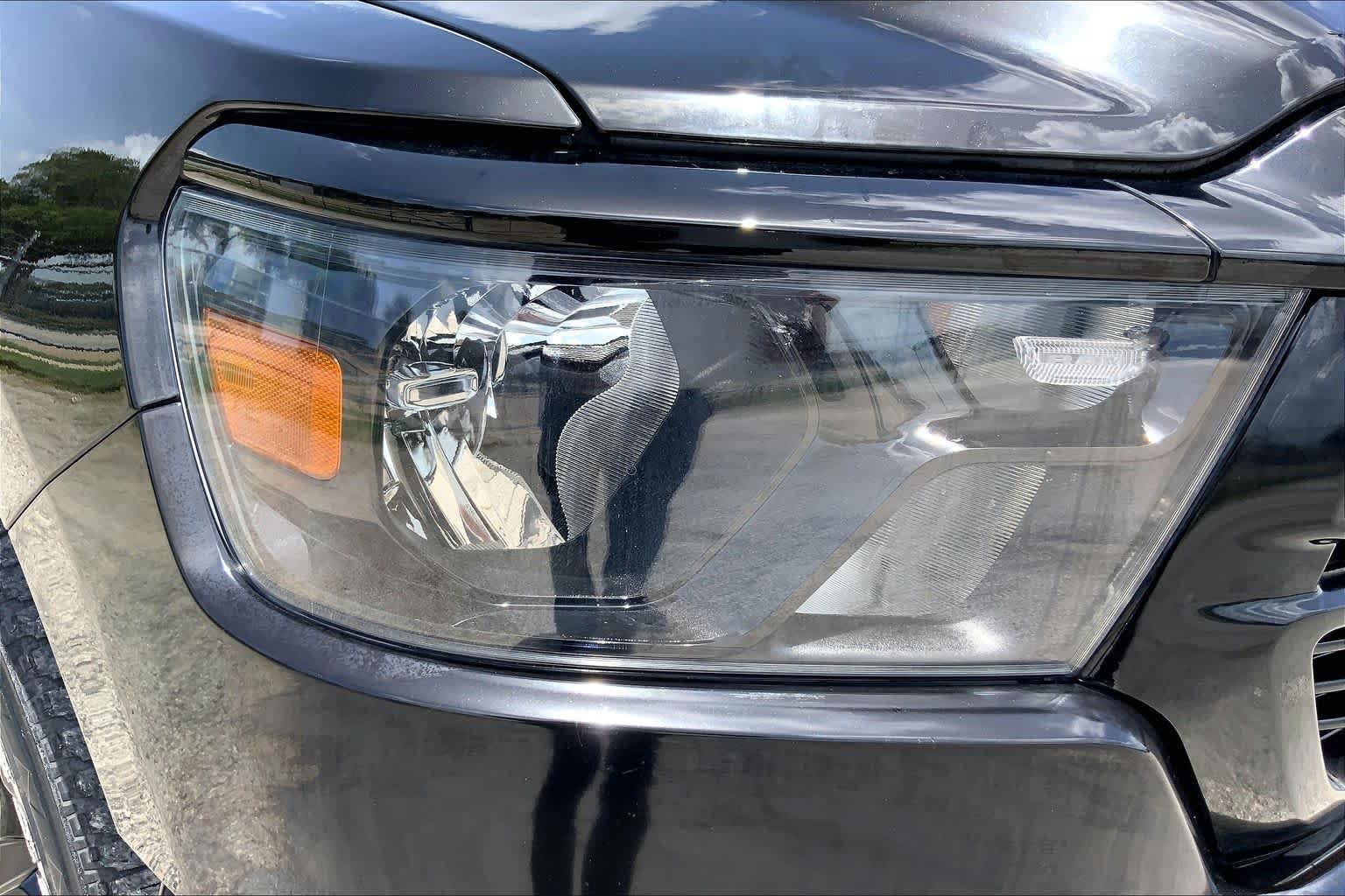 Used 2020 Diamond Black Crystal Pearlcoat Ram Lone Star image 27
