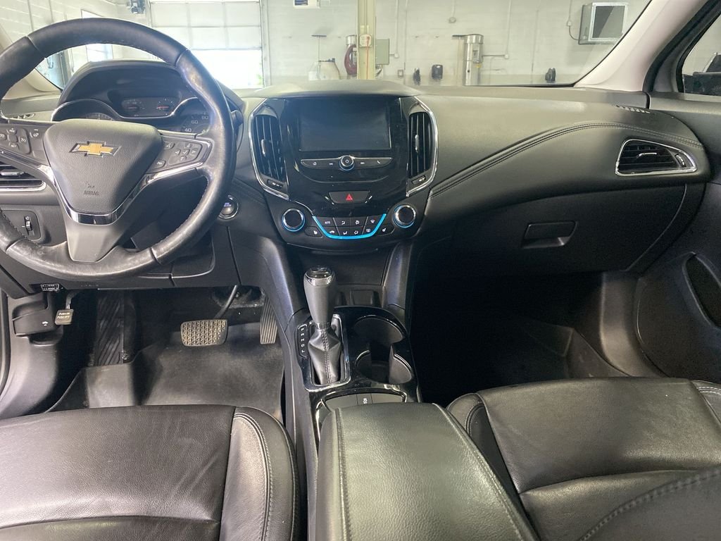 Used 2017 Graphite Metallic Chevrolet Premier image 27