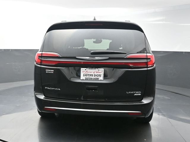 Used 2023 Black Chrysler Limited image 6