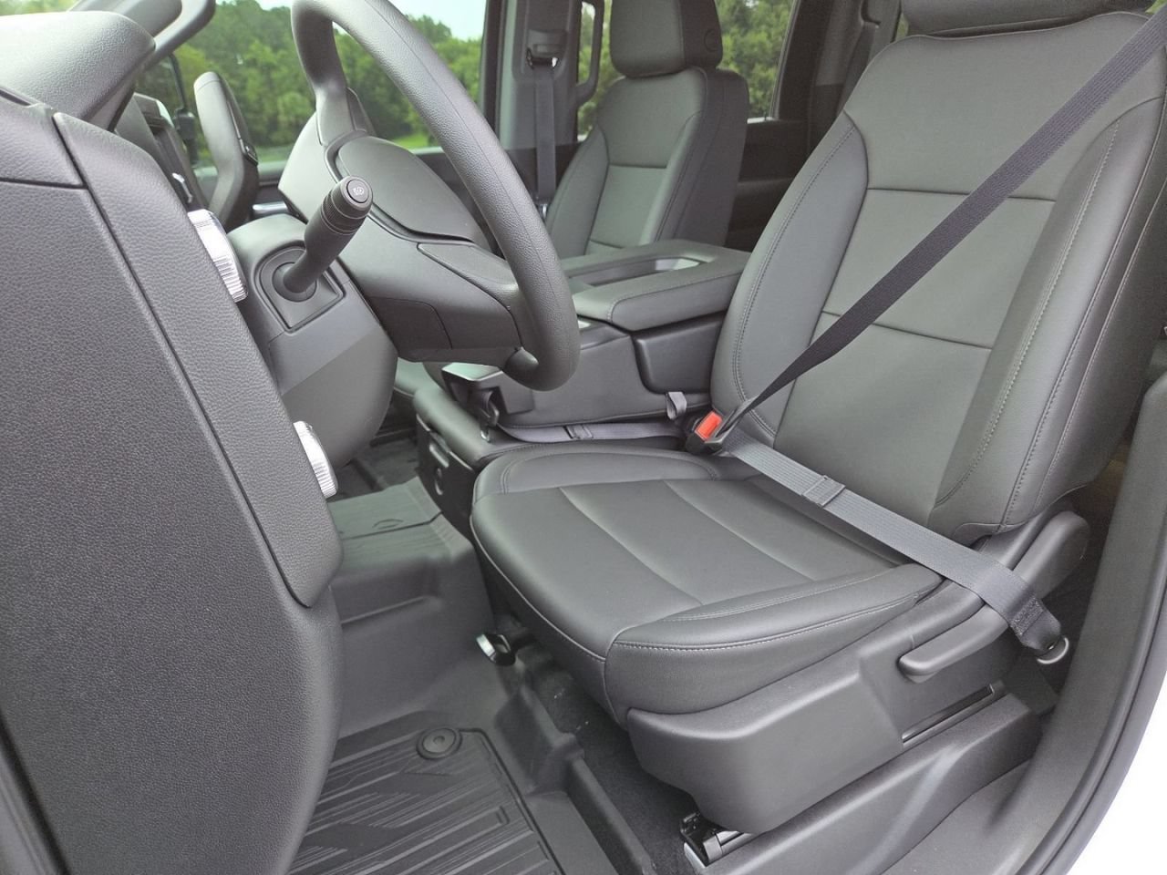 New 2026 Summit White GMC Pro image 24