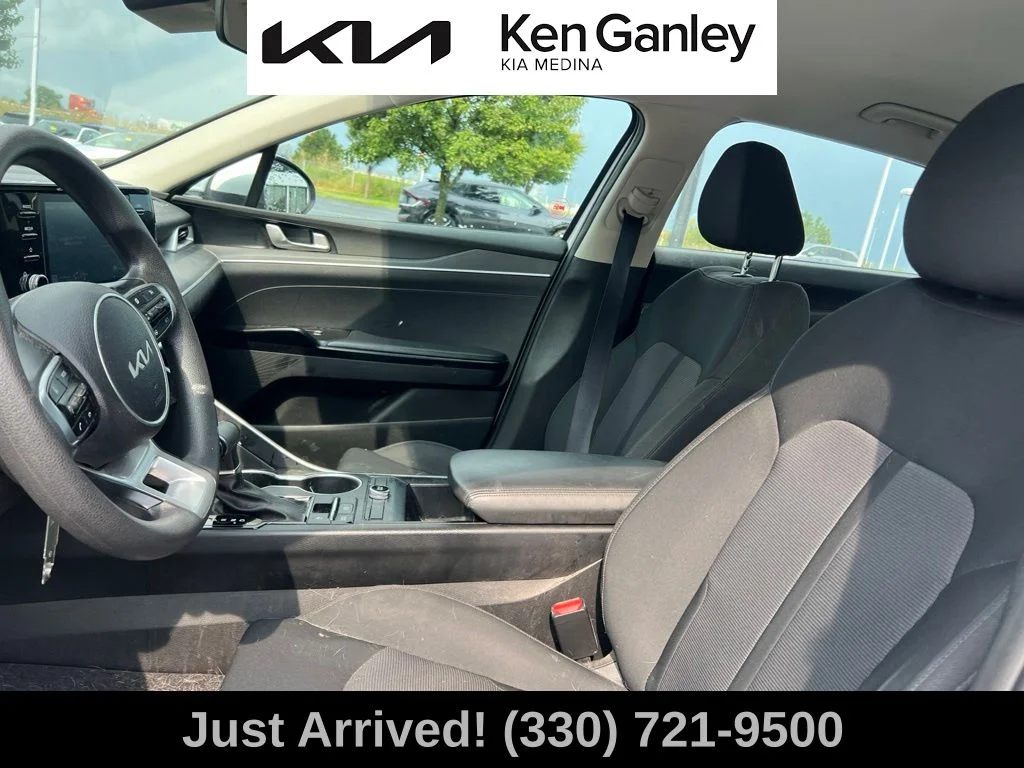 Certified Used 2022 White Kia LX image 11
