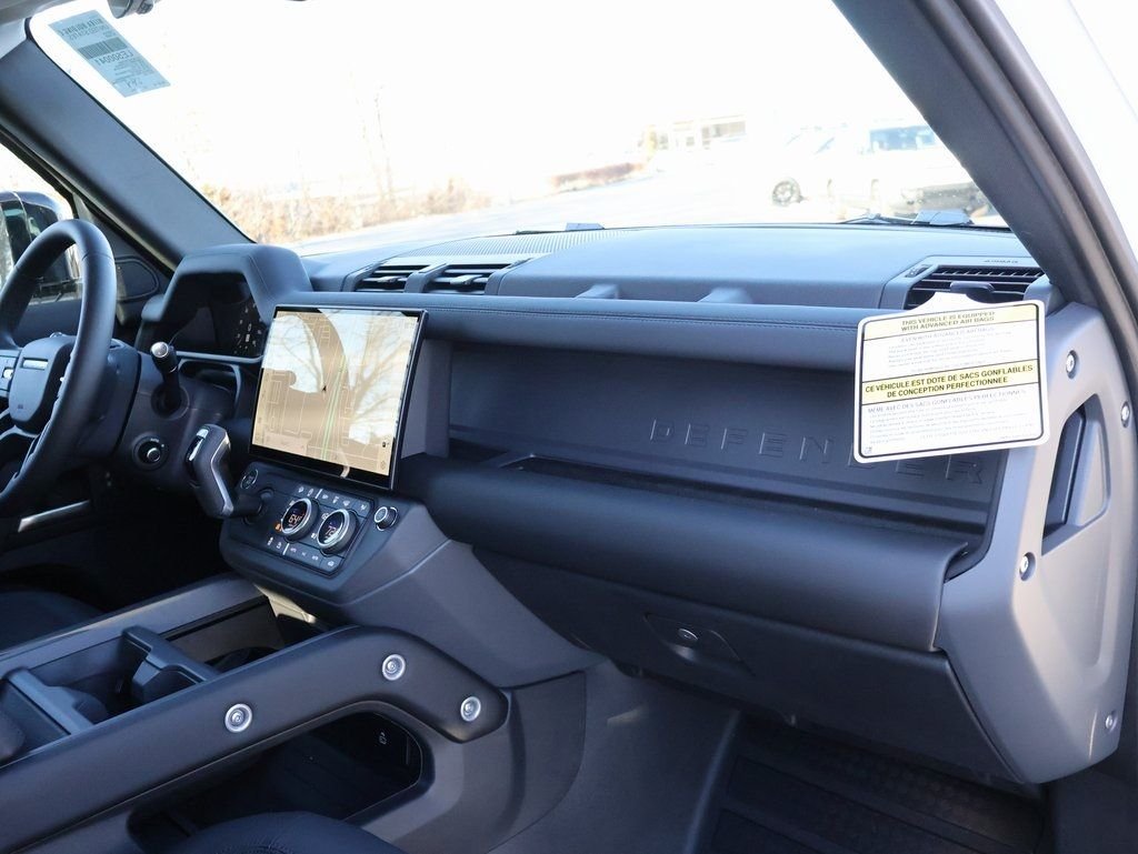 New 2026 Fuji White Land Rover S image 10