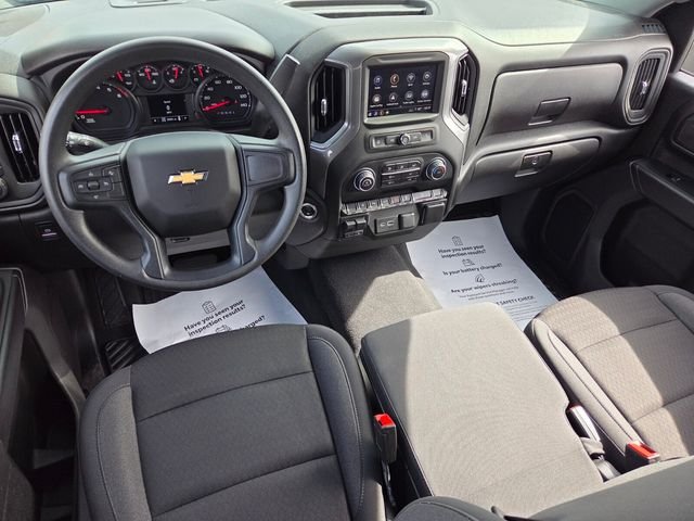 Used 2025 White Chevrolet Custom image 9