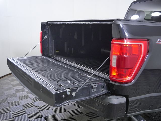 Used 2021 Black Ford XLT image 15