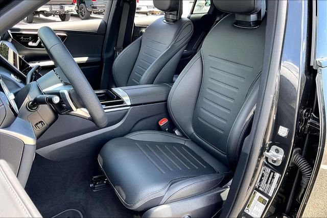 Used 2026 Gray Mercedes-Benz GLC 300 image 18