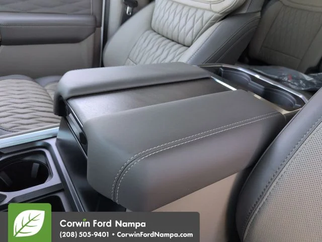 New 2026 Star White Metallic Tri-Coat Ford Platinum image 19