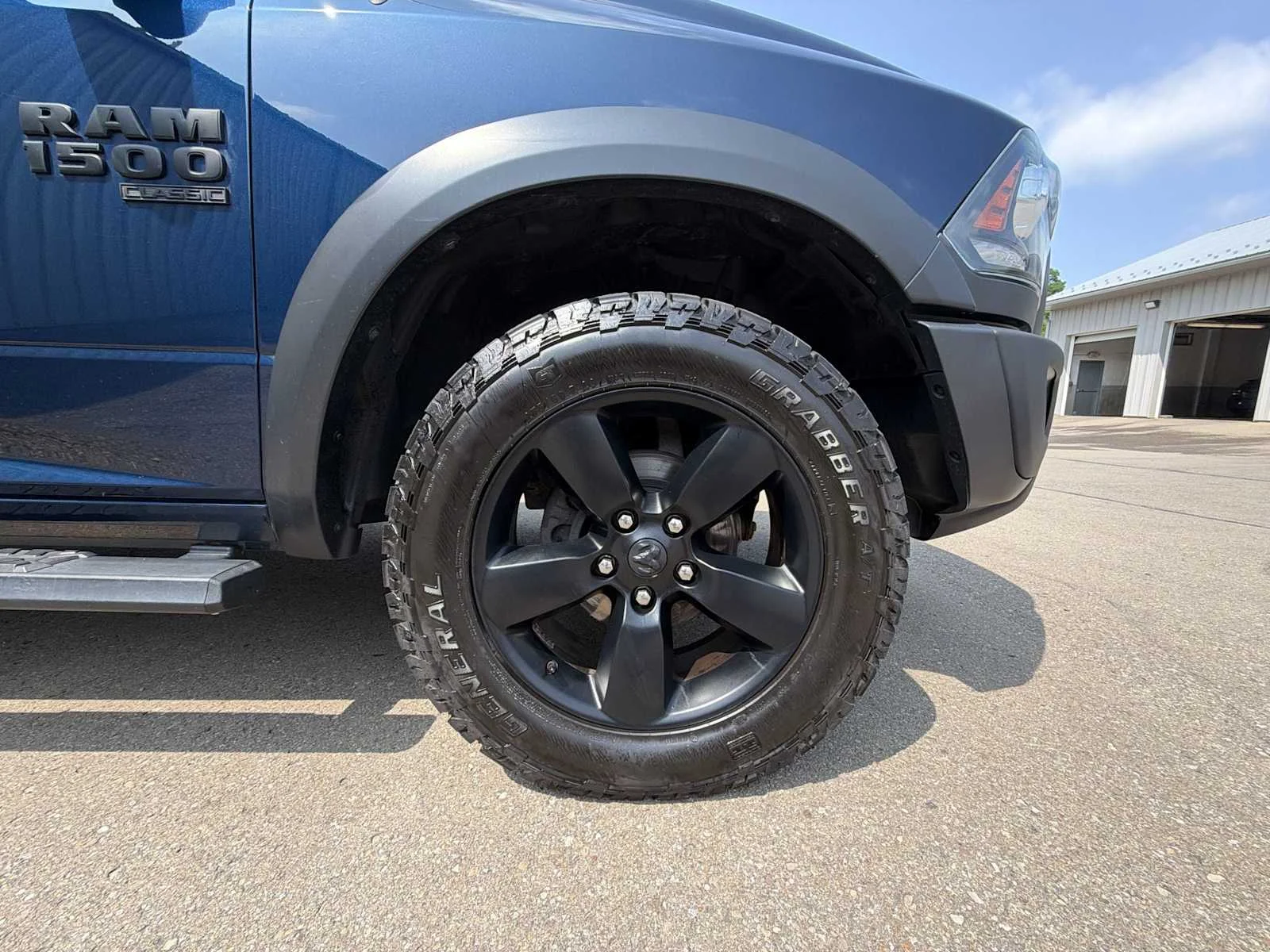 Used 2019 Patriot Blue Pearlcoat Ram Warlock image 18