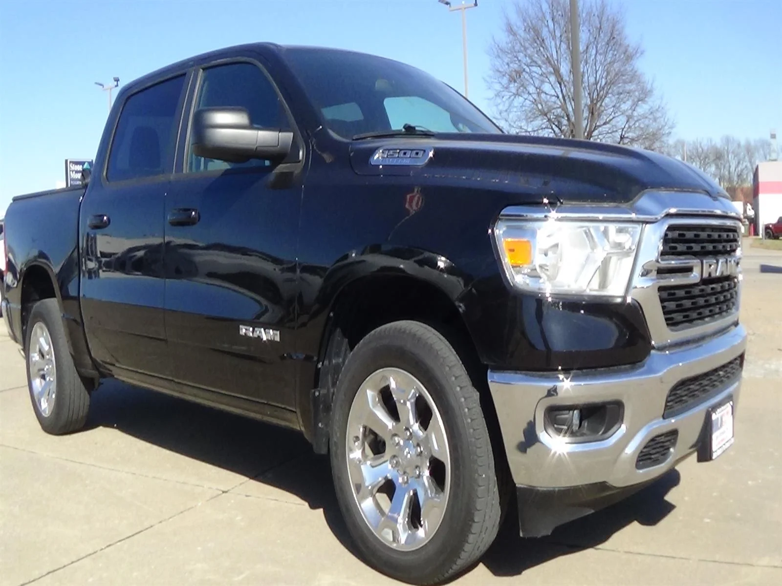 Certified Used 2022 Diamond Black Crystal Pearl Coat (pxj) RAM Big Horn image 4