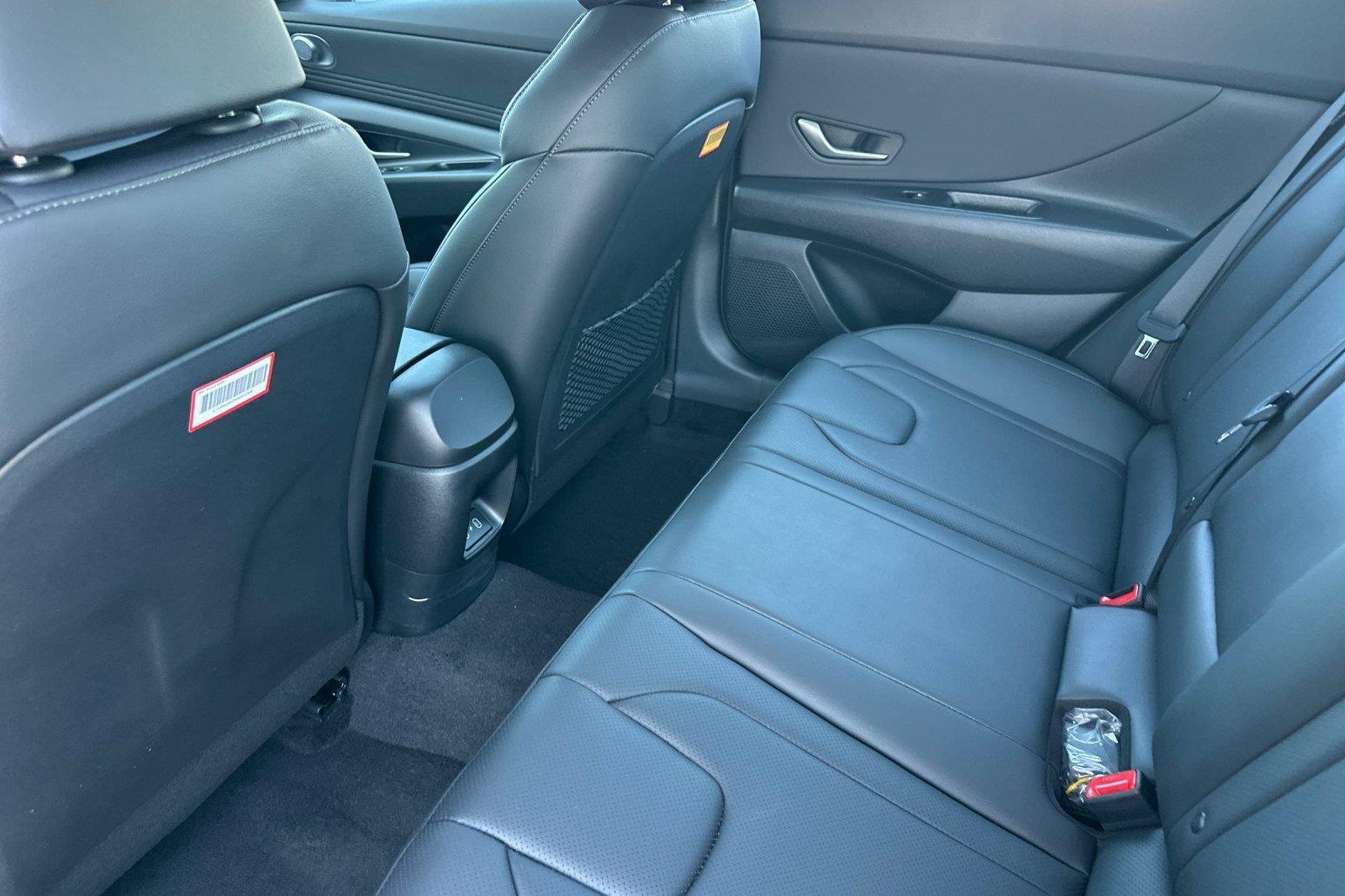 New 2026 Ecotronic Gray Hyundai Limited image 12