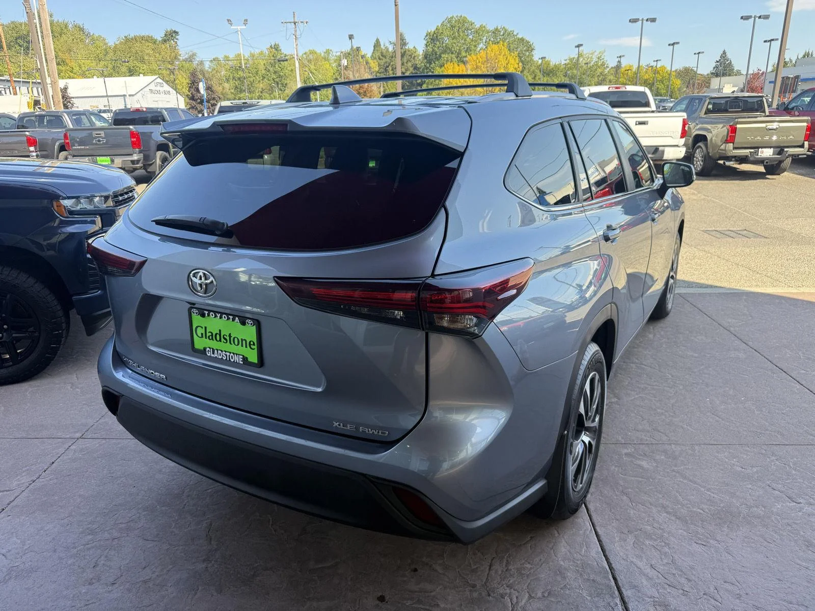 Used 2024 Moon Dust Toyota XLE image 7