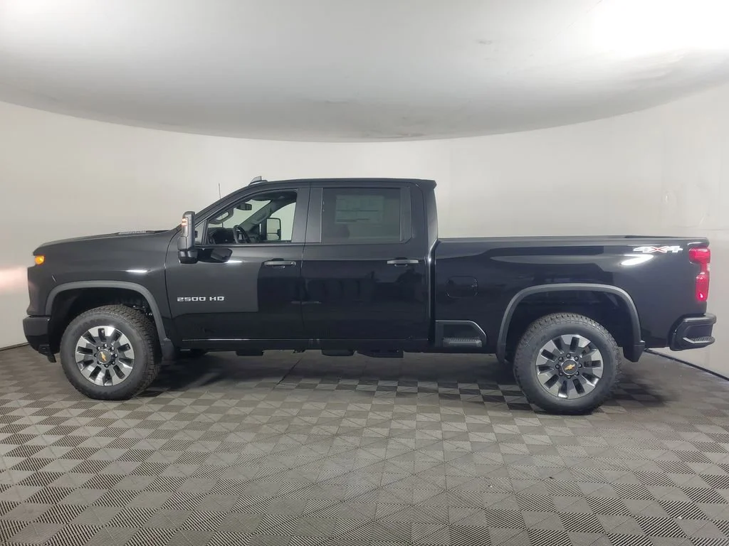 2026 Chevrolet Silverado 2500 HD Custom - Photo 7