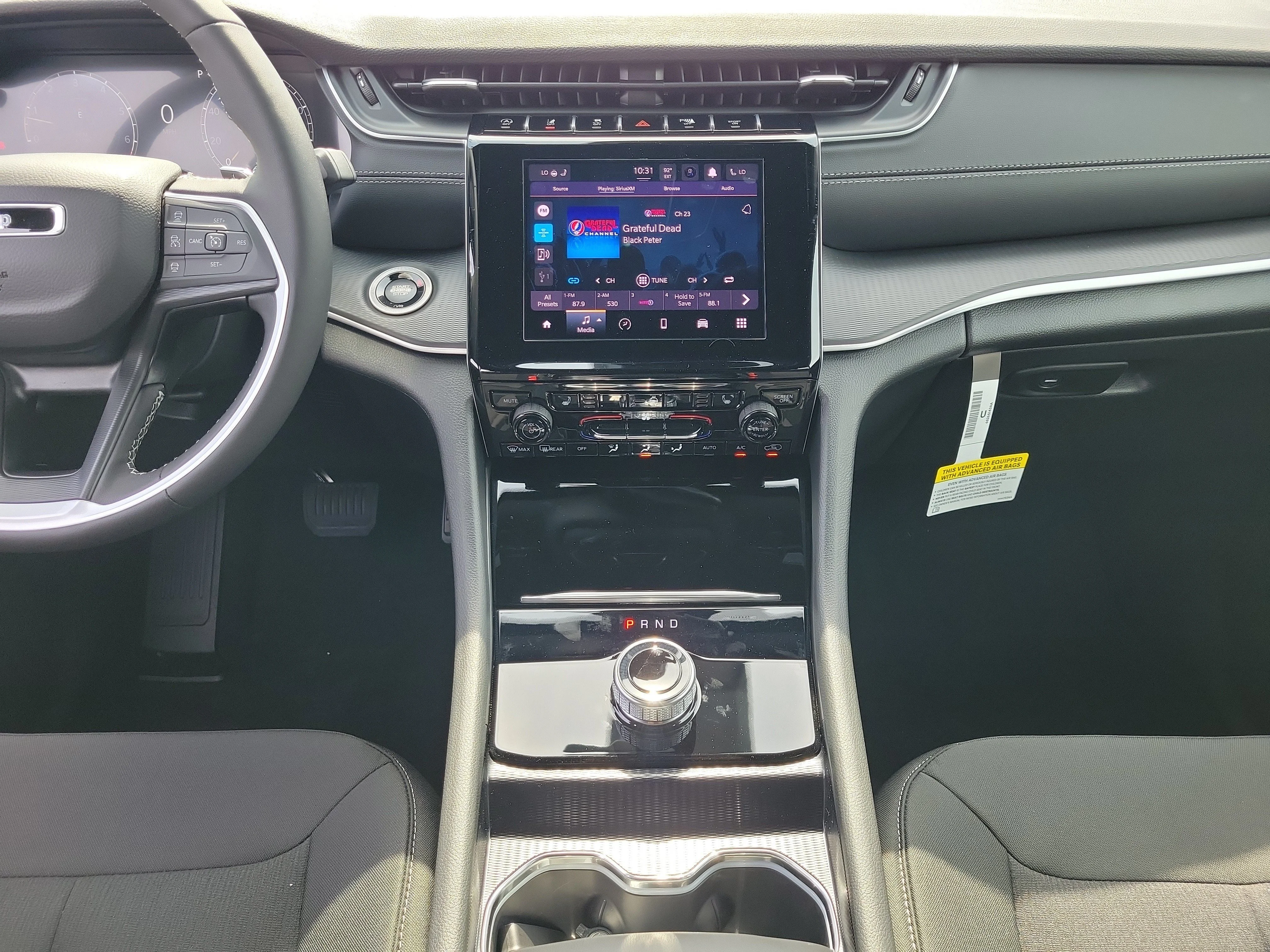New 2026 Silver Zynith Jeep Laredo X image 15