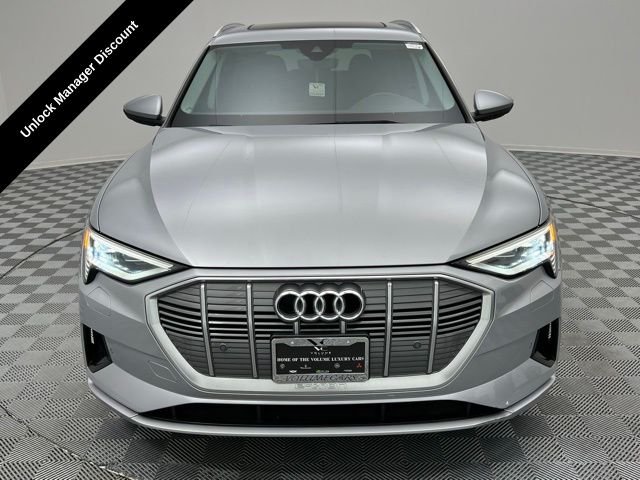 Used 2022 Audi e-tron Premium with VIN WA1AAAGE8NB020561 for sale in Des Plaines, IL