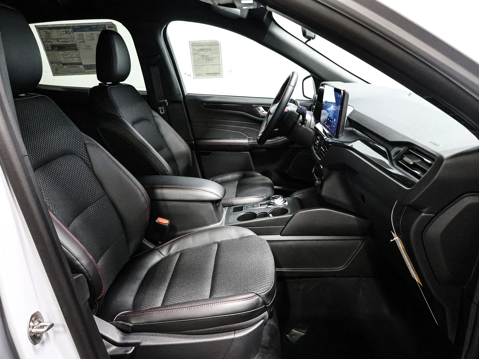 New 2026 Space Silver Metallic Ford ST-Line image 22