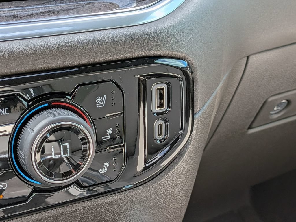 2026 Chevrolet Silverado 1500 LTZ - Photo 21