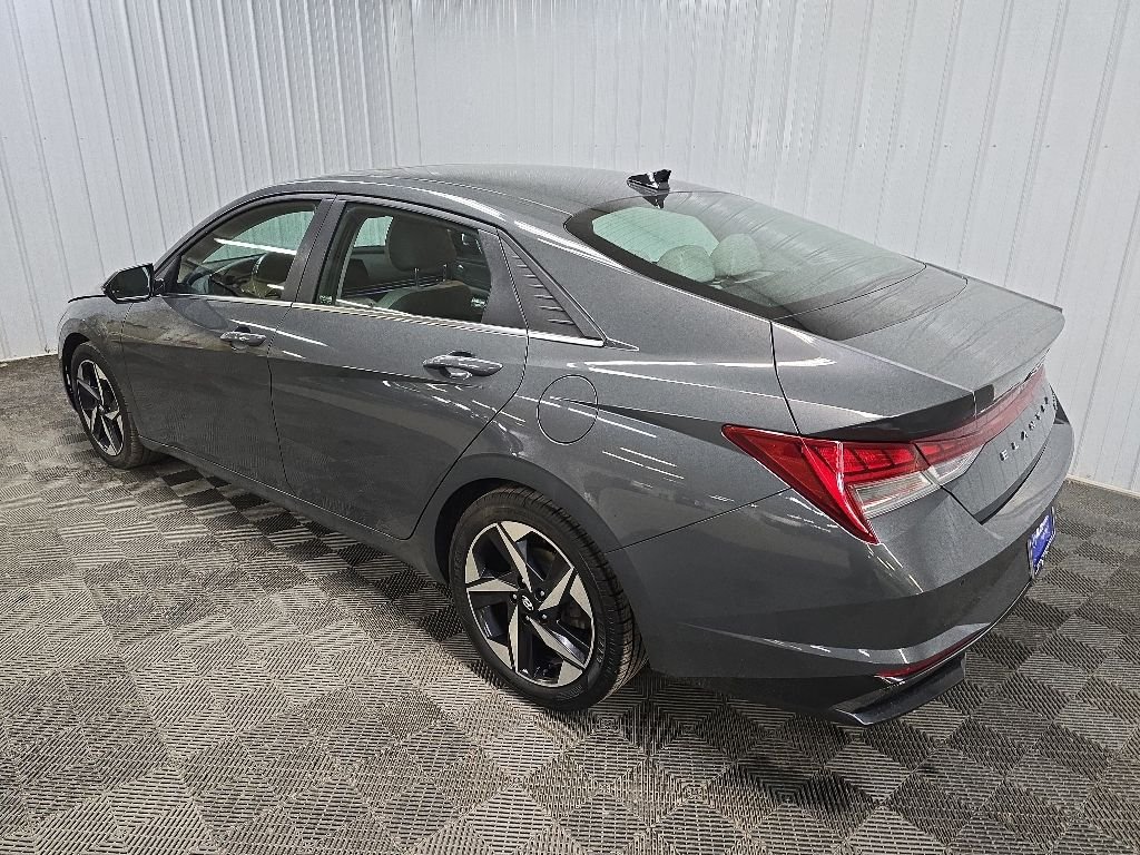 Used 2023 Gray Hyundai Limited image 9