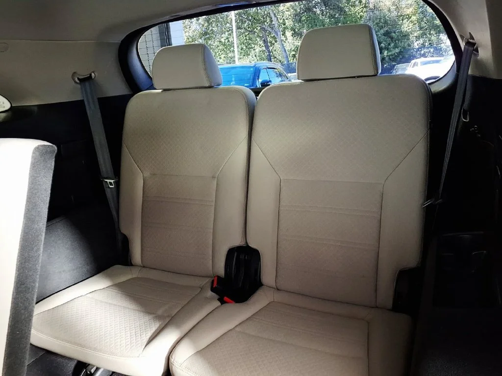 Used 2017 Purple Kia LX image 10