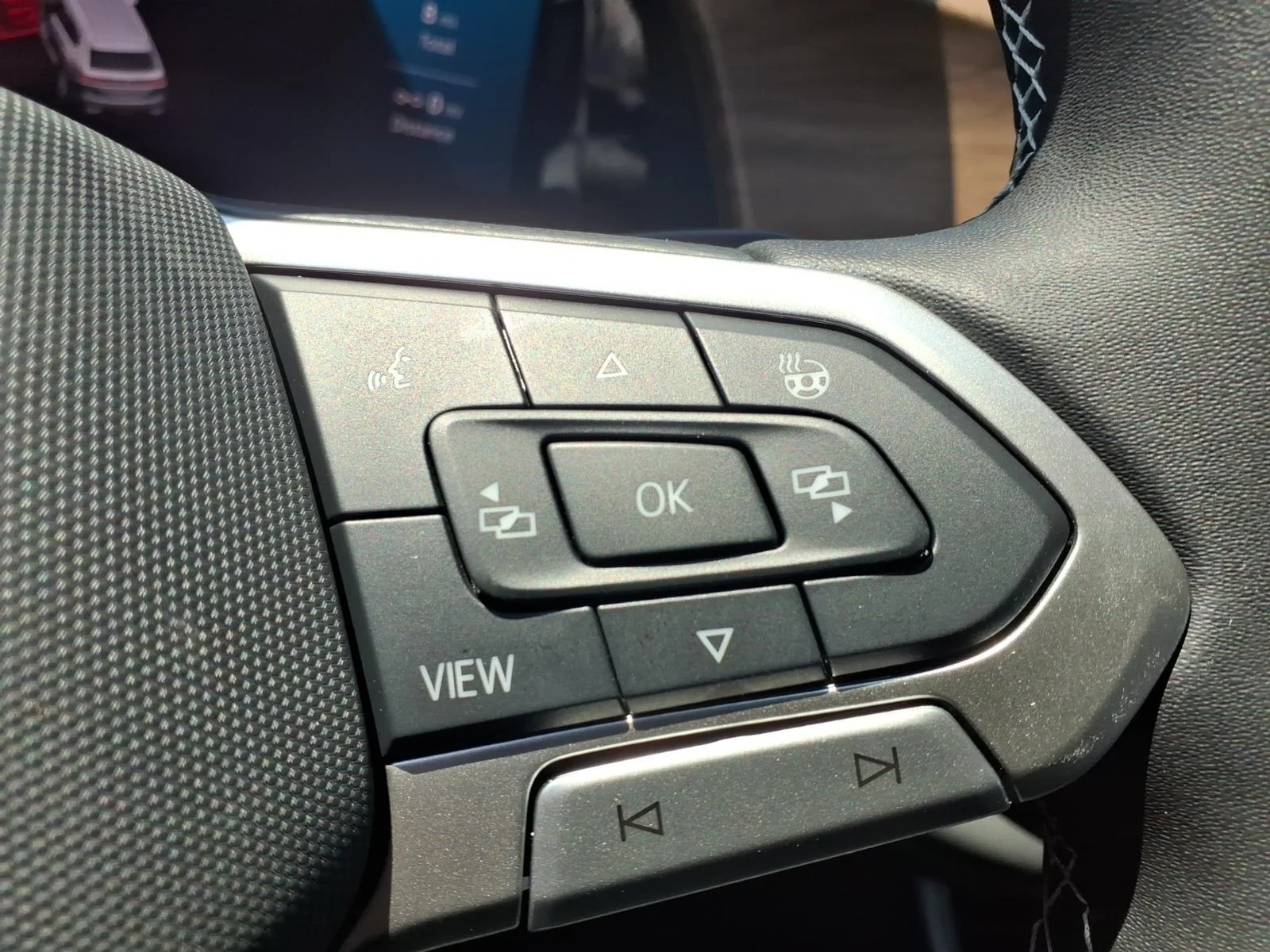 New 2026 Deep Black Pearl Volkswagen 2.0T SE 4MOTION image 14