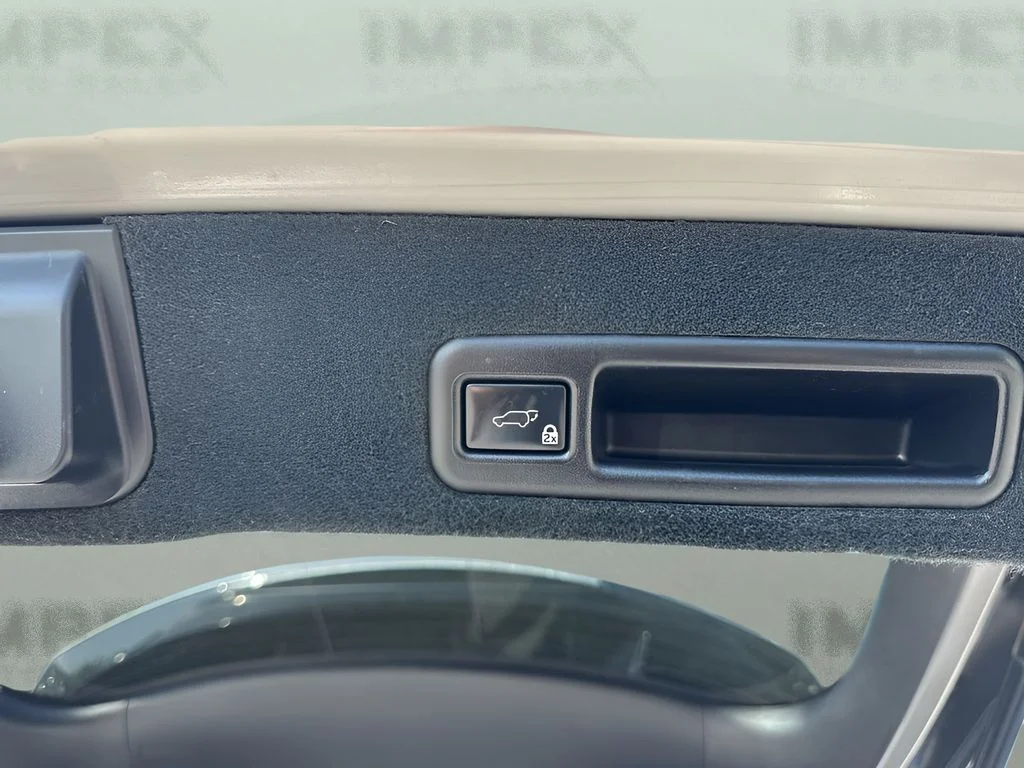 Used 2018 Silver Lexus 350 image 30