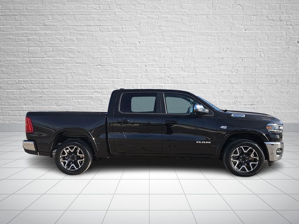 New 2026 Diamond Black Crystal Pearl-Coat Exterior Paint RAM Laramie image 5