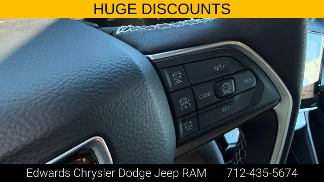 New 2026 White Jeep Laredo image 17