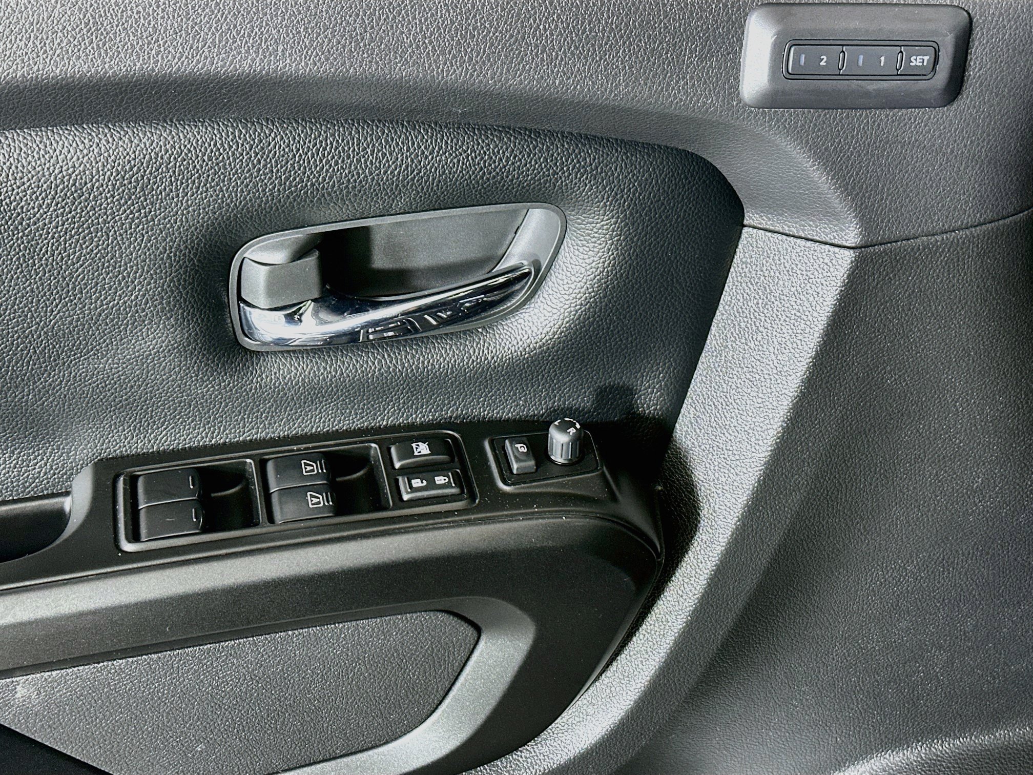 Used 2023 Gun Metallic Nissan PRO-4X image 14