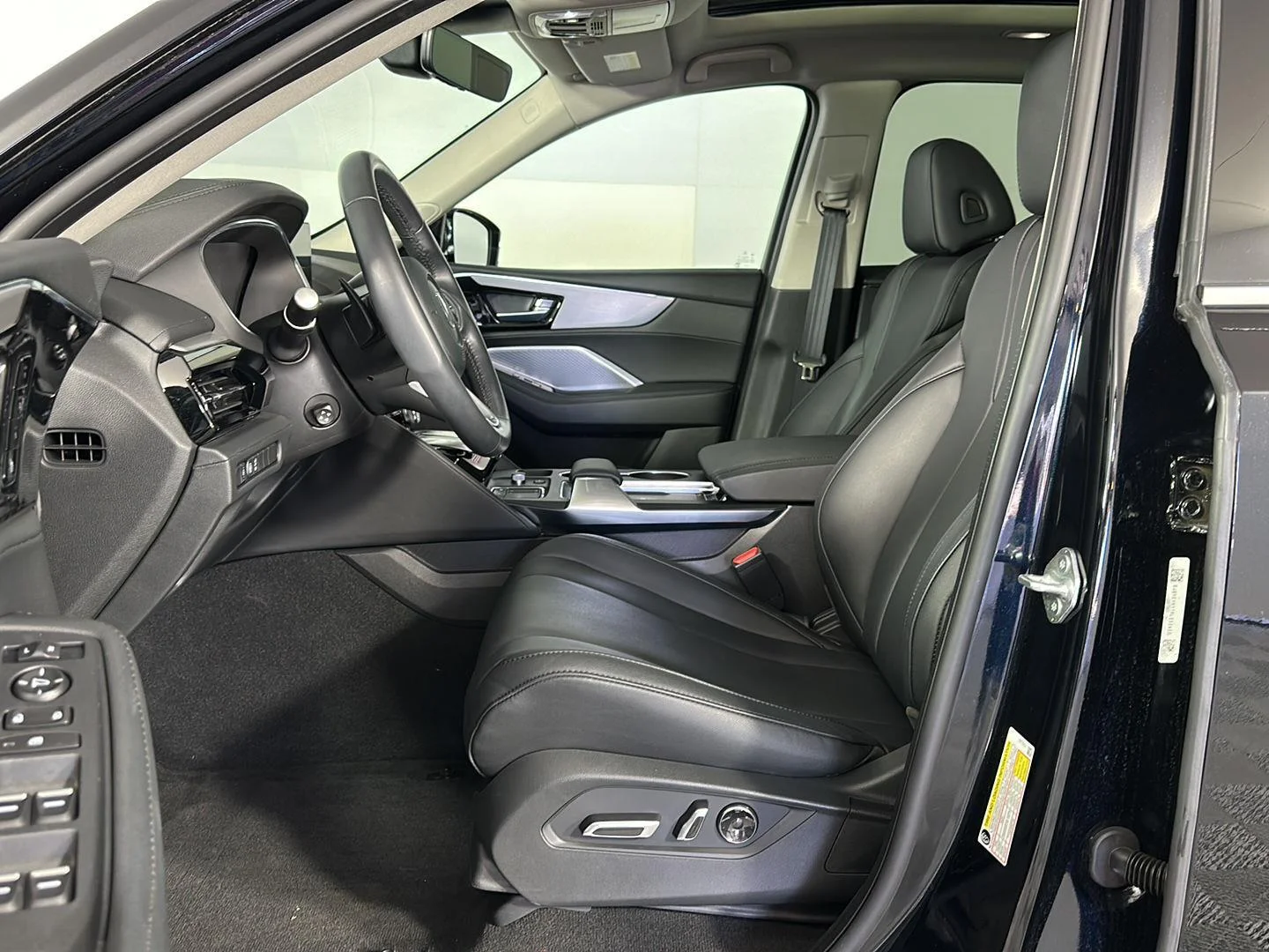 Certified Used 2024 Majestic Black Pearl Acura SH-AWD image 9