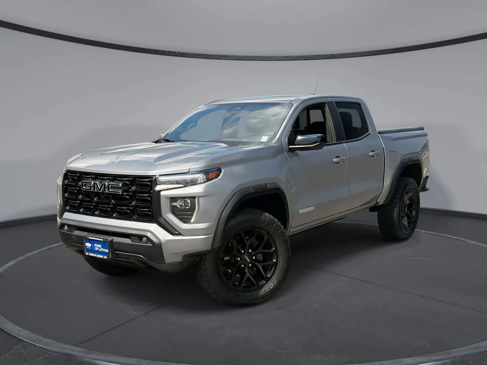 2024 GMC Canyon 2WD Elevation Crew Cab Short Box's photo