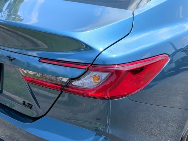 Certified Used 2025  Toyota LE image 12