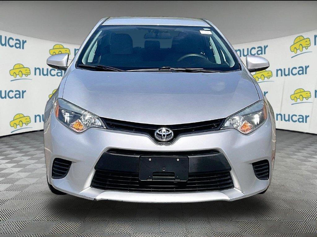Used 2015 Silver Toyota L image 2