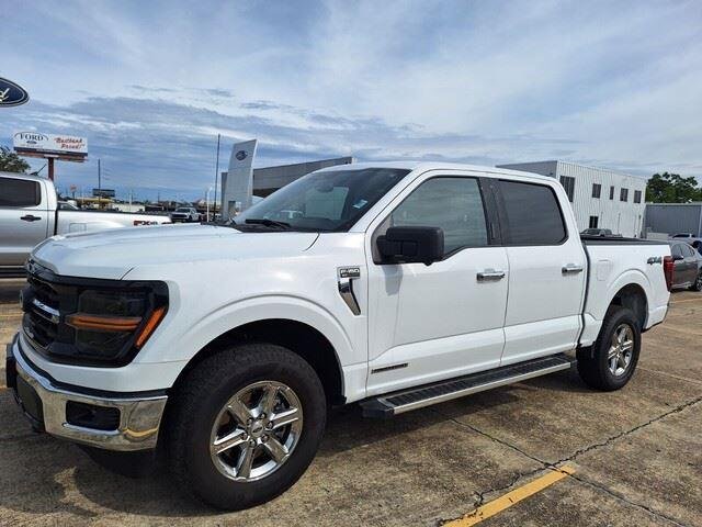 Used 2024 Oxford White Ford XLT image 9
