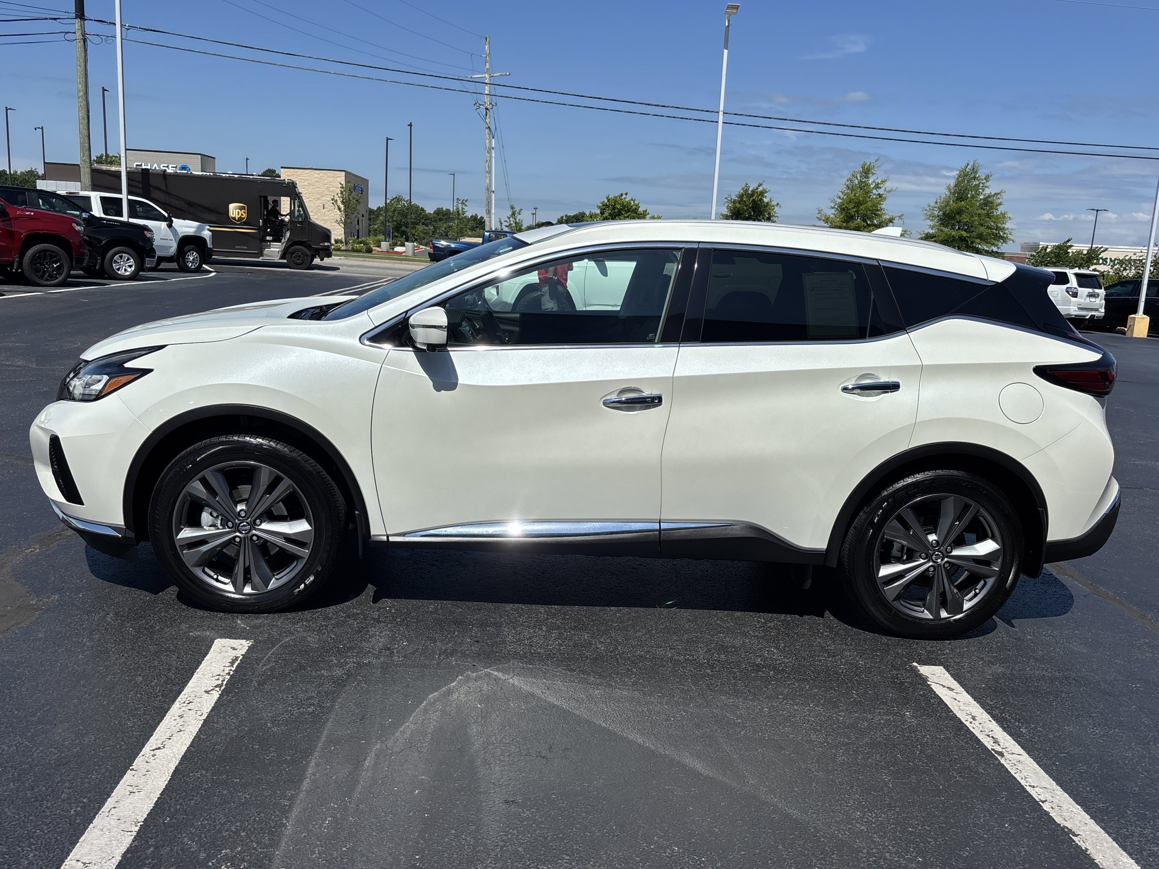 Certified Used 2021 Pearl White Tricoat Nissan Platinum AWD image 10