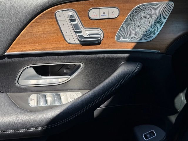 Certified Used 2024  Mercedes-Benz GLS 450 image 16