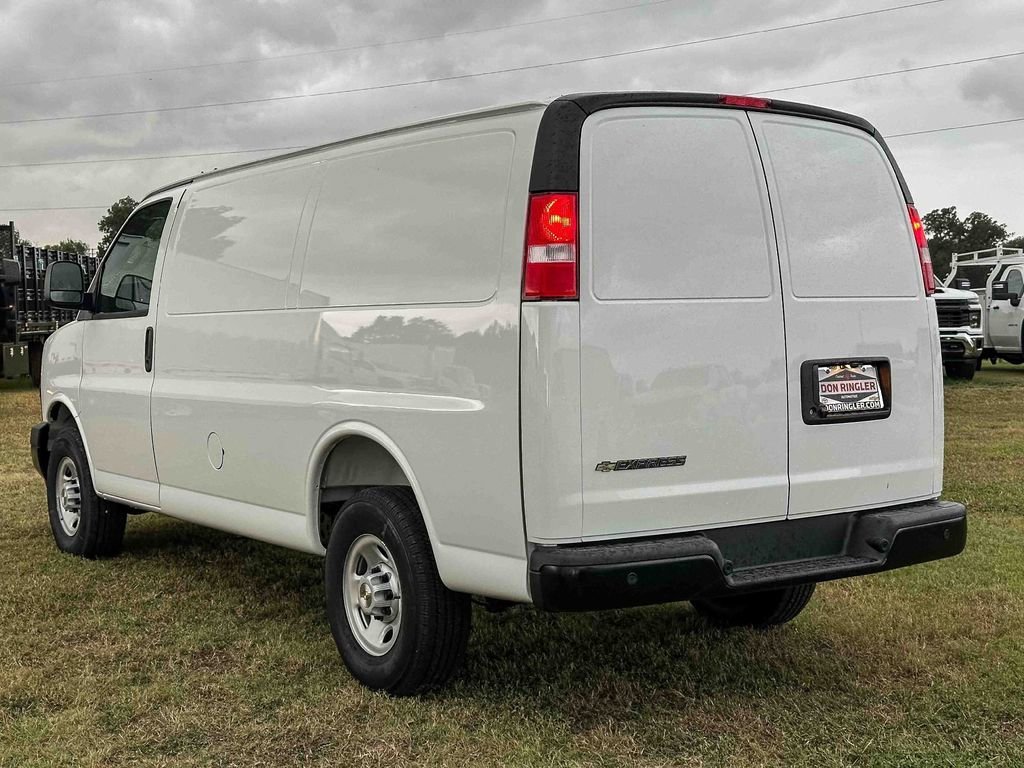 2025 Chevrolet Express Cargo Work Van - Photo 7