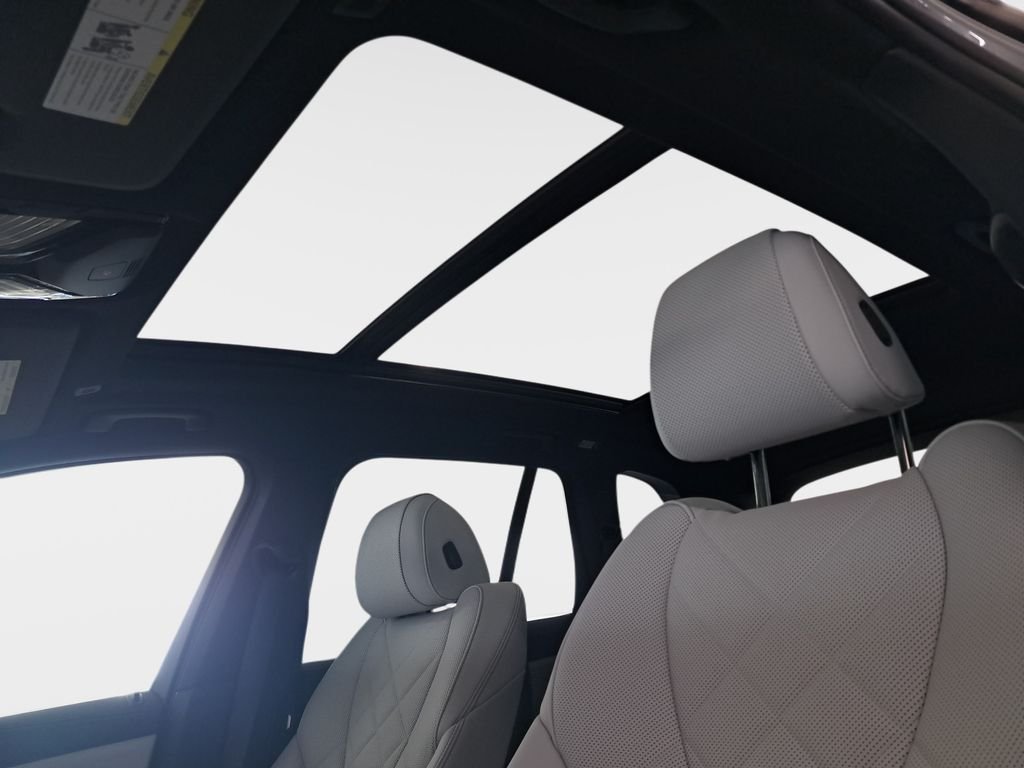 New 2026 Skyscraper Grey Metallic BMW sDrive40i image 20